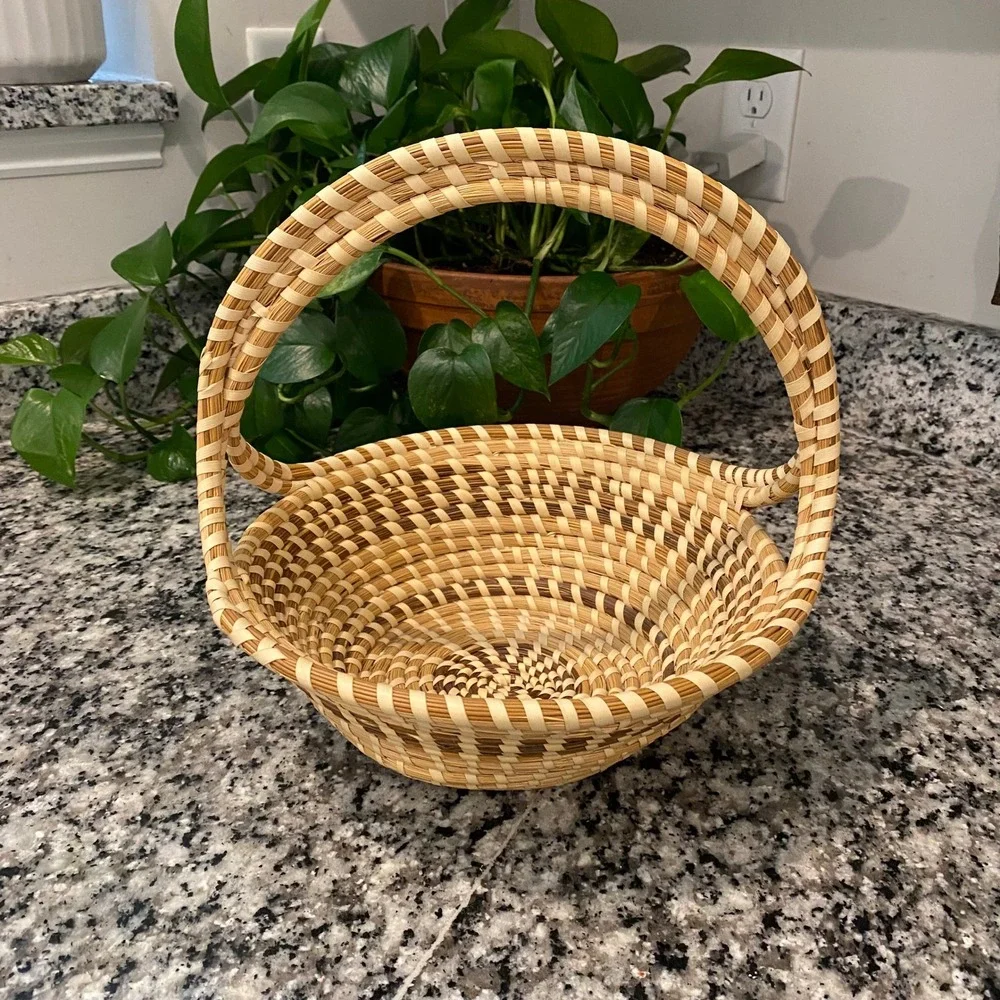 Charleston Sweetgrass Gullah Basket